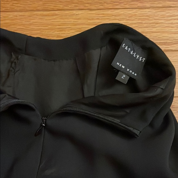 Catalyst Elegant Black Women's Skirt - Picture 2 of 2